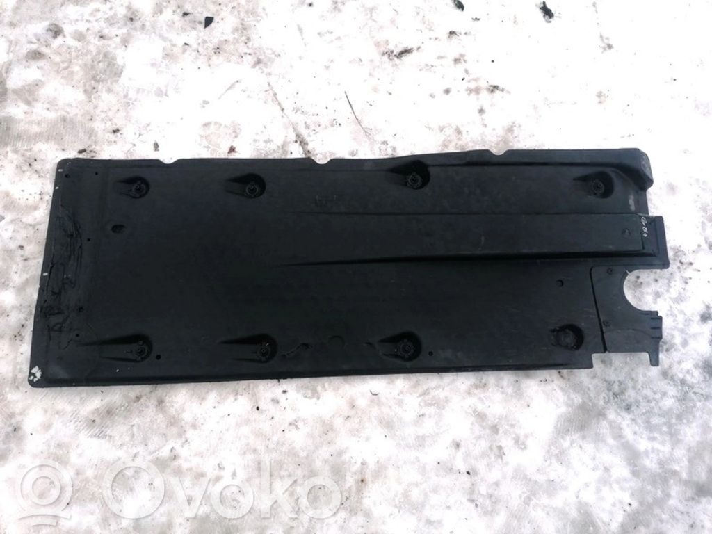Volkswagen Touran I Cache de protection sous moteur 