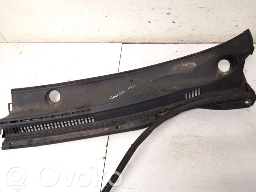 Toyota Corolla Verso E121 Podszybie przednie 
