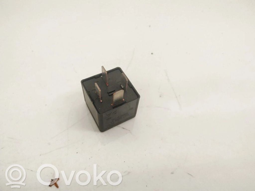 Alte relee   2S7T14B192AA,V23136B1X66,2S7T14B192AA,V23136B1X66