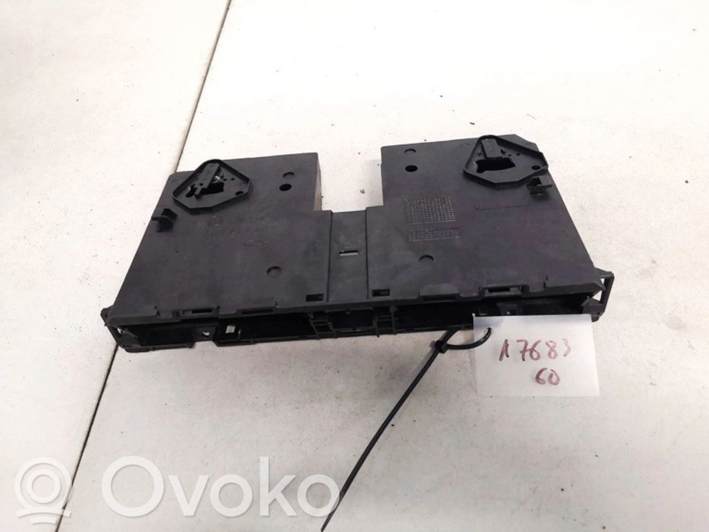Volkswagen PASSAT B6 Altra parte interiore 