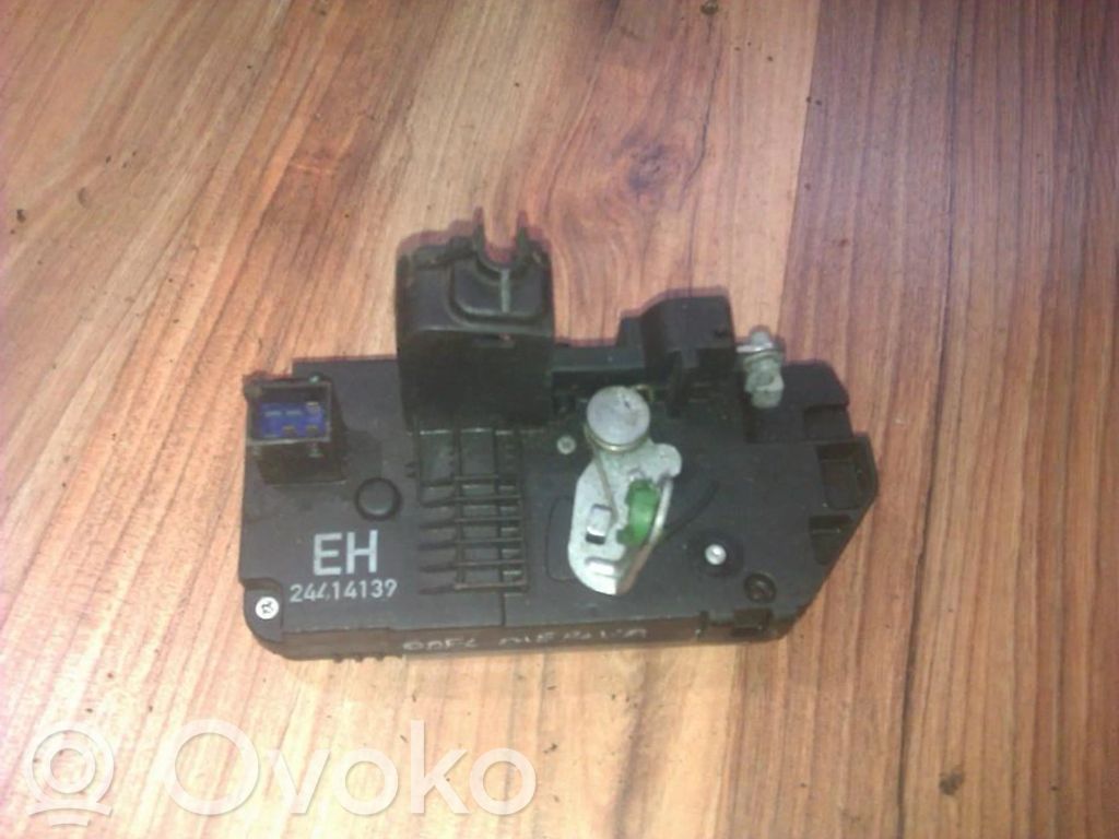 Etuoven lukko   24414139,24414139