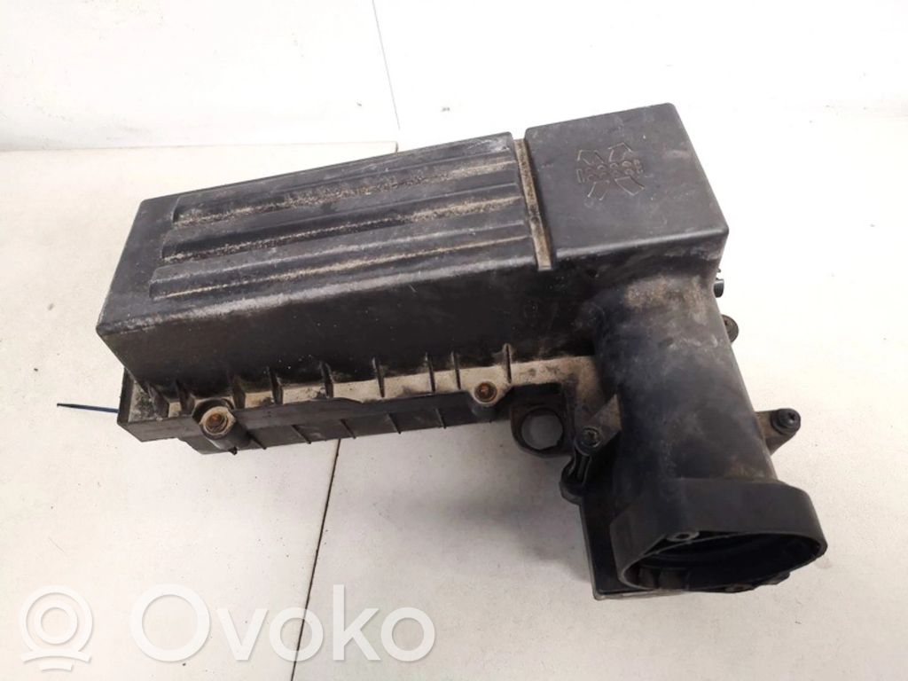 Volkswagen Touran I Luftfilterkasten 