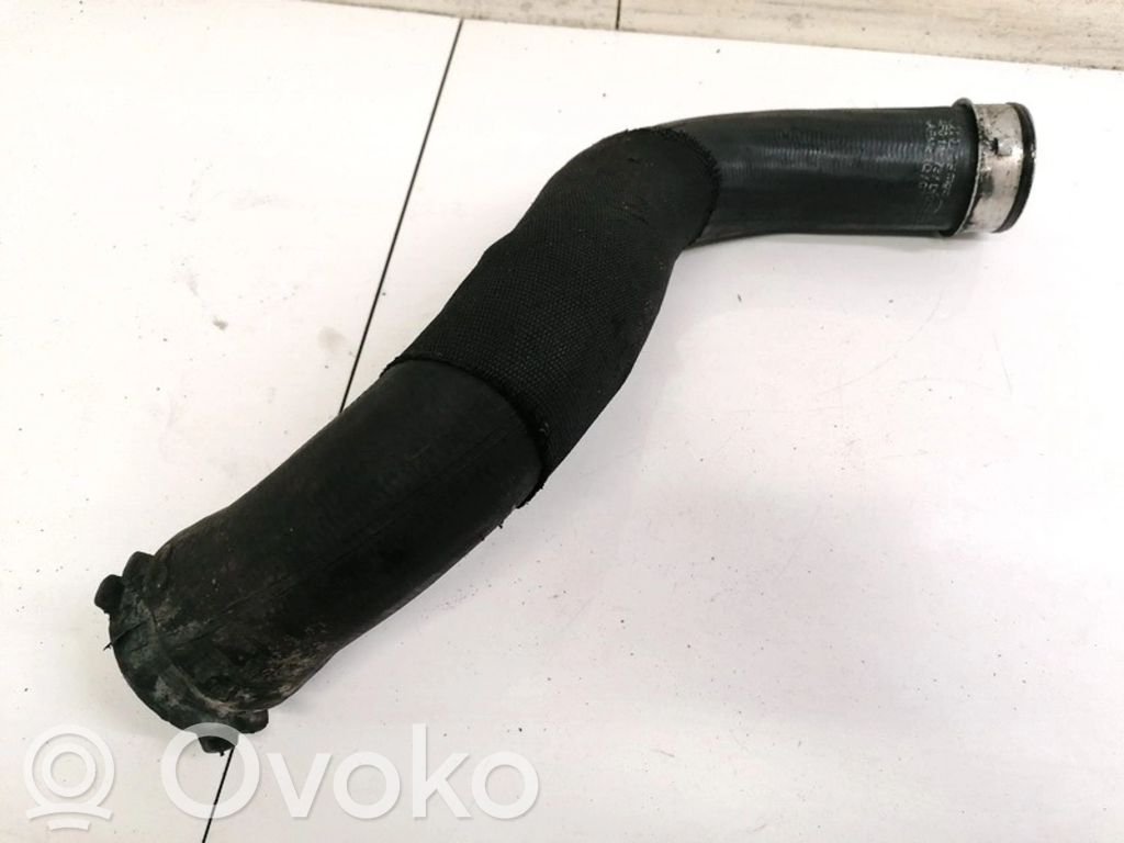 Audi A6 S6 C6 4F Furtun/conductă intercooler 