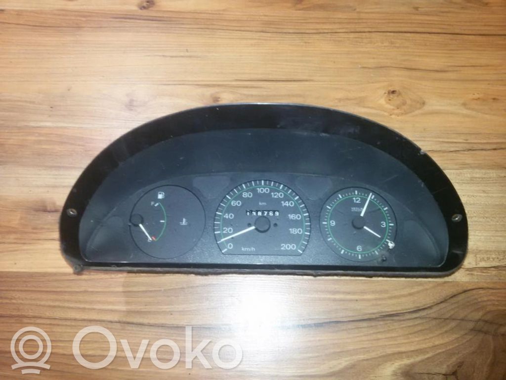 Fiat Punto (176) Geschwindigkeitsmesser Cockpit 