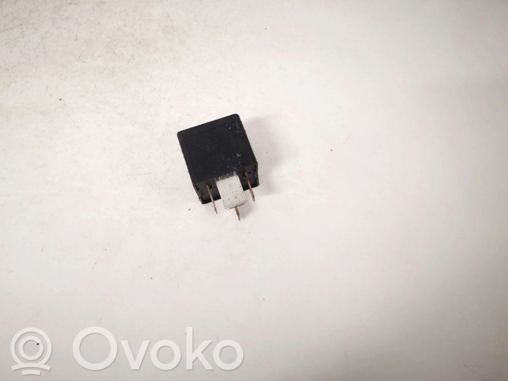 Inne przekaźniki   7M0951253A,95VW10K705A,7M0951253A,95VW10K705A