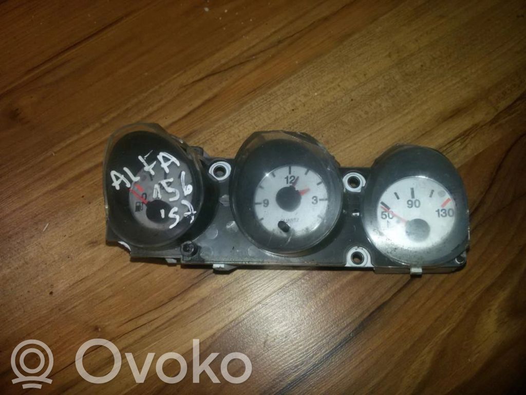 Alfa Romeo 156 Vitezometru (grup de instrumente) 