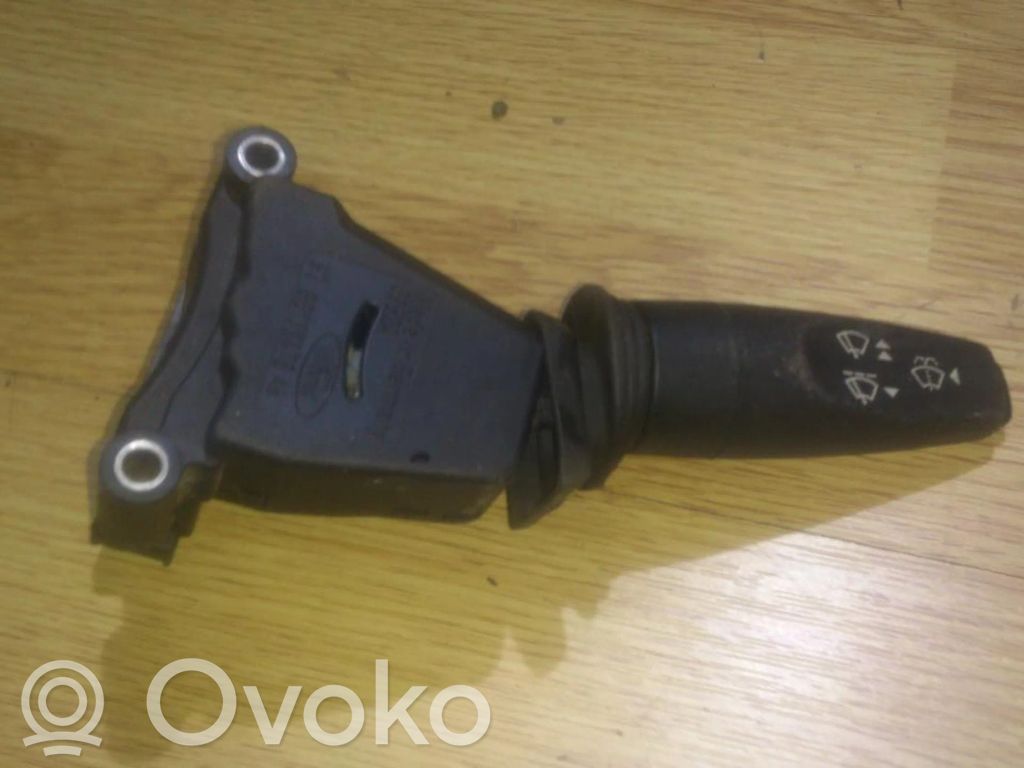 Ford Scorpio Pyyhkijän vipu 