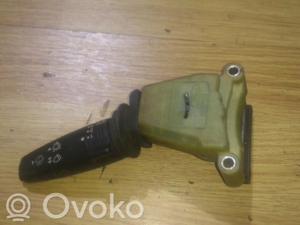 Ford Scorpio Pyyhkijän vipu 