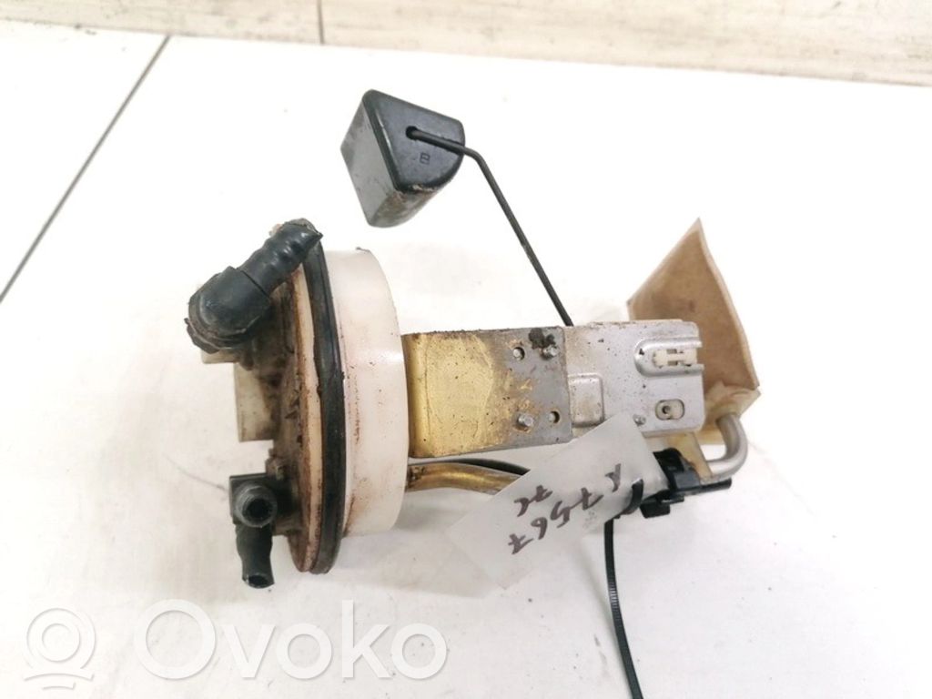 Toyota Corolla Verso E121 Czujnik poziomu paliwa 