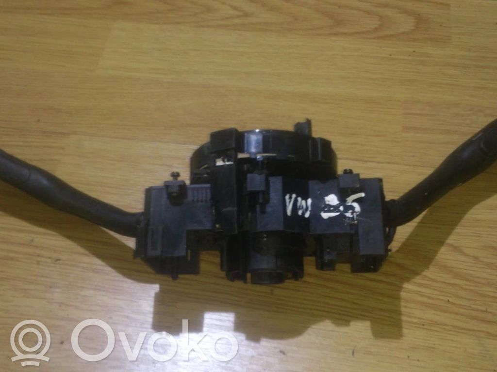 Volkswagen PASSAT B5 Commodo, commande essuie-glace/phare 