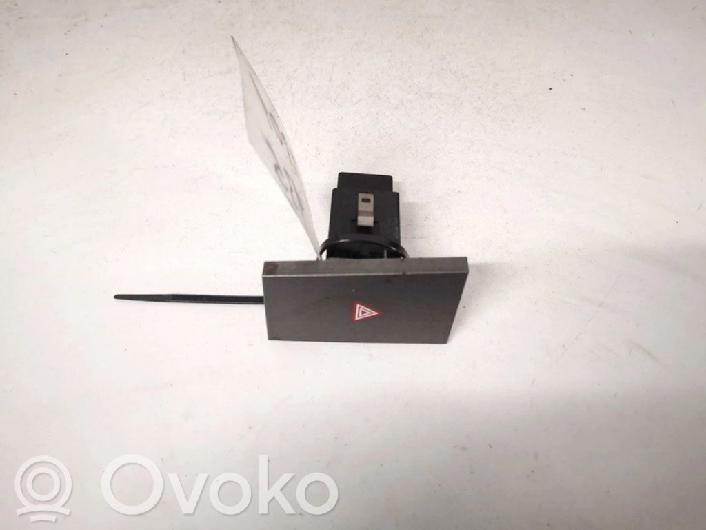 Botón interruptor de luz de peligro   13138255,13138255