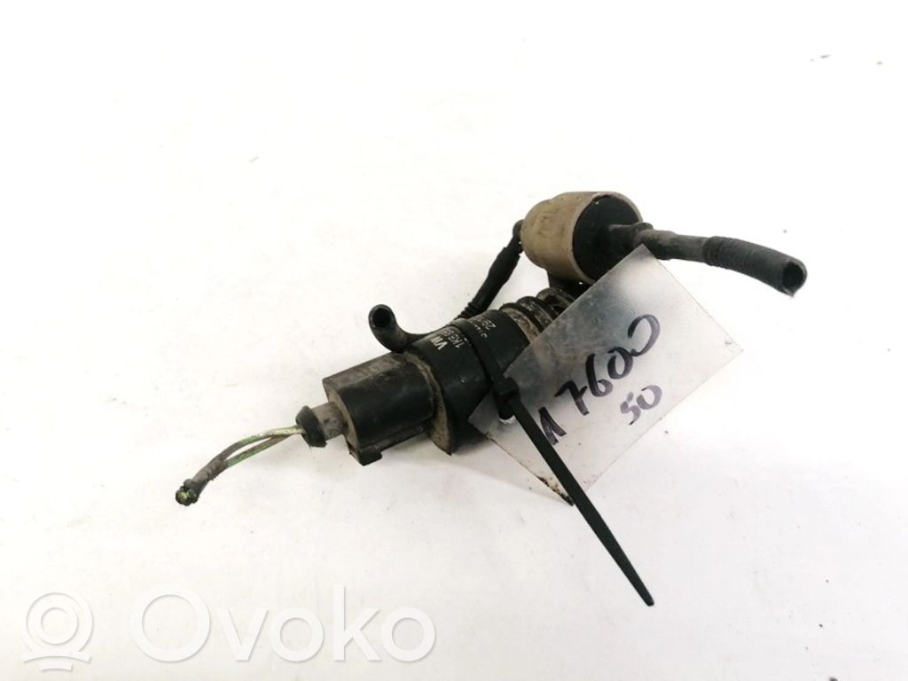 Skoda Octavia Mk2 (1Z) Pompe de lave-glace de pare-brise