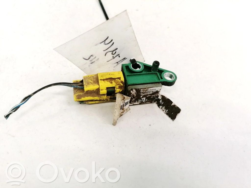Volkswagen PASSAT B6 Senzor impact/declanșare airbag 