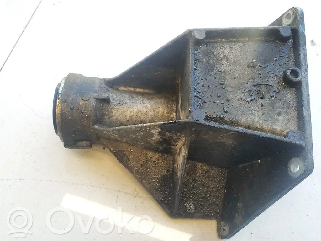 BMW X5 E53 Dzinēja nostiprināšanas stiprinājums-kronšteins 