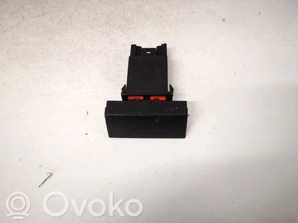 Hyundai Coupe Botón interruptor de luz de peligro 