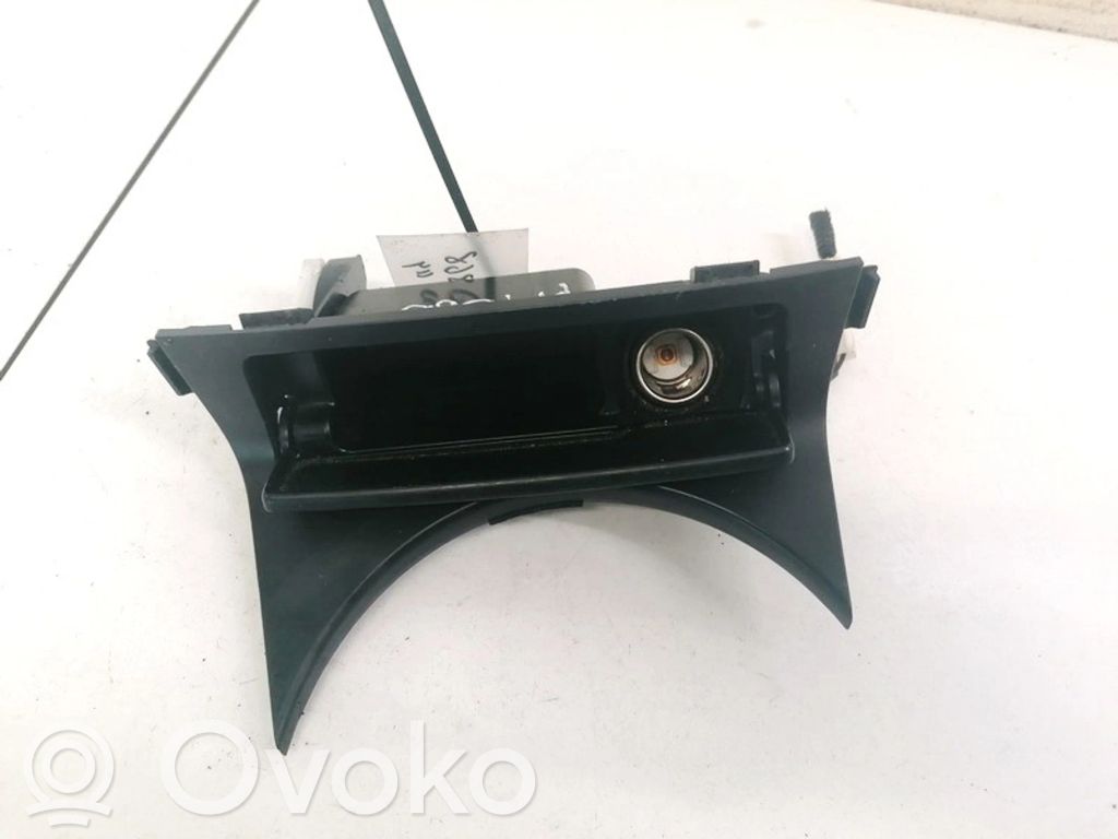 Cenicero del coche   92122AG211,92122AG211