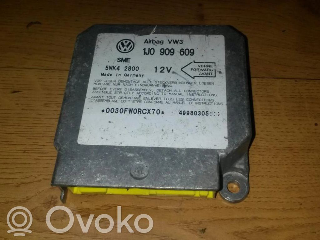 Volkswagen Golf IV Unitate/modul de comandă airbaguri 