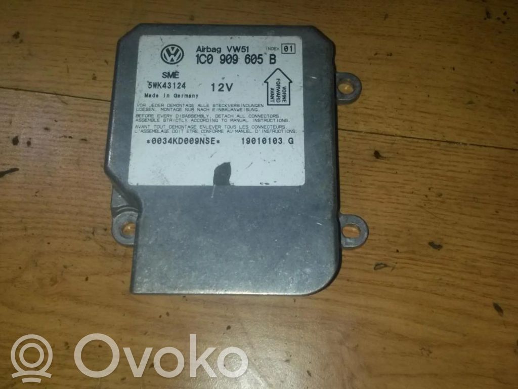 Volkswagen PASSAT B5.5 Centralina/modulo airbag