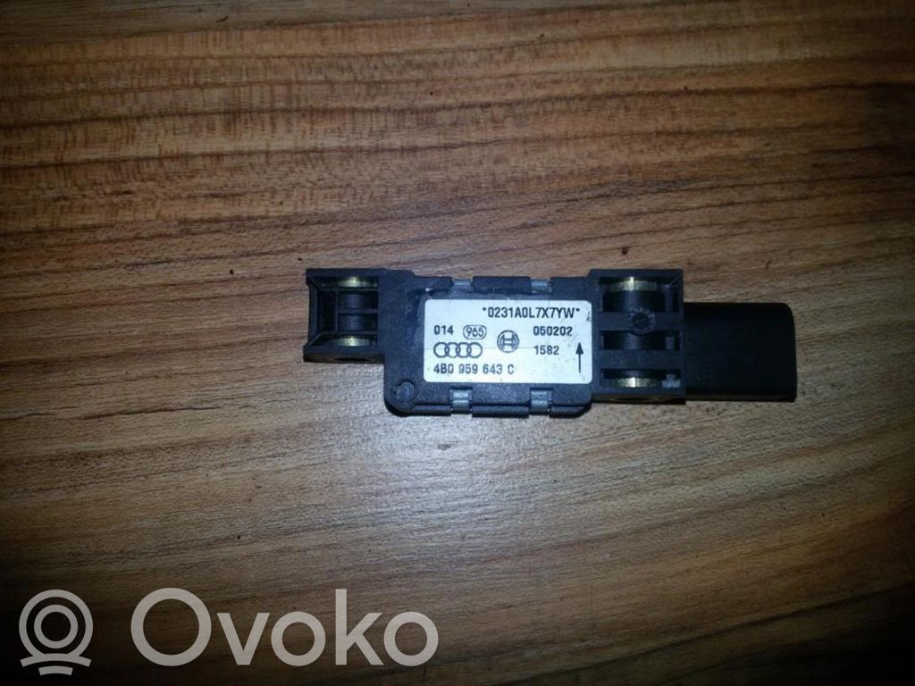 Turvatyynyn törmäysanturi   4B0959643C,4B0959643C