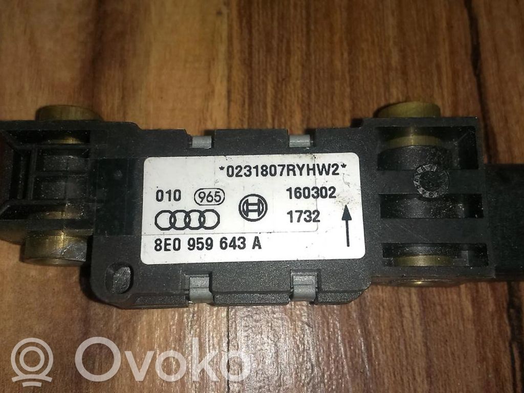 Airbagsensor Crashsensor Drucksensor   8E0959643A,8E0959643A