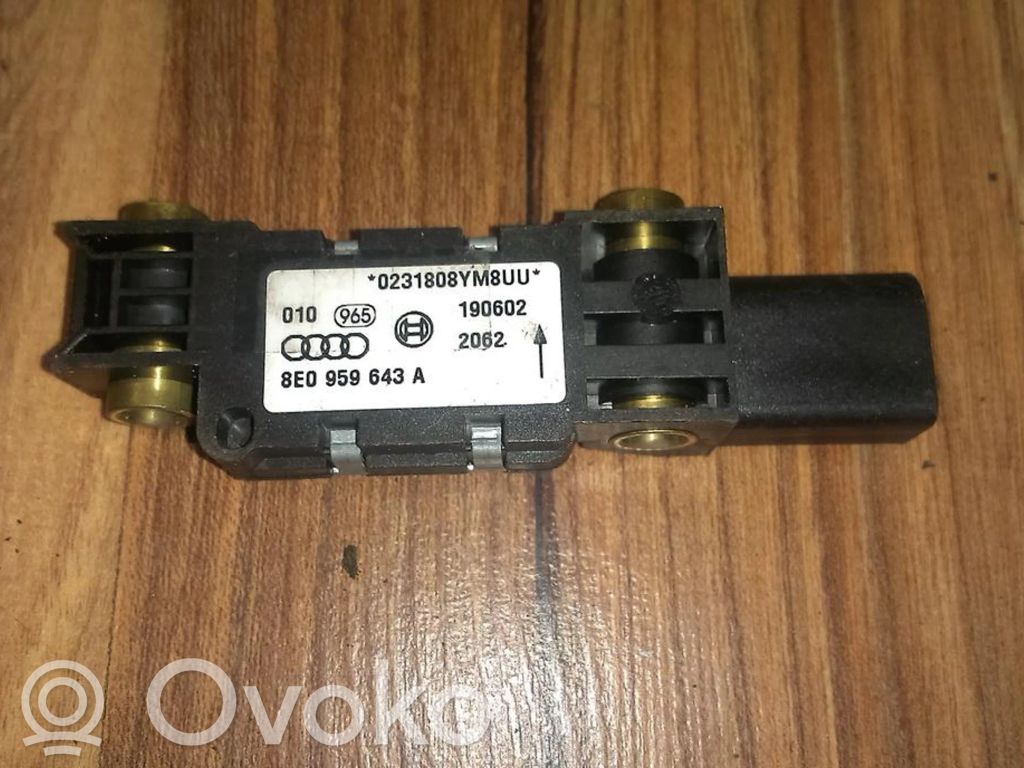 Sensor impacto/accidente para activar Airbag   8E0959643A,8E0959643A