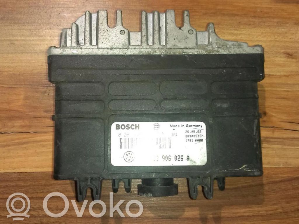 Volkswagen Golf III Unitate/modul de control motor 