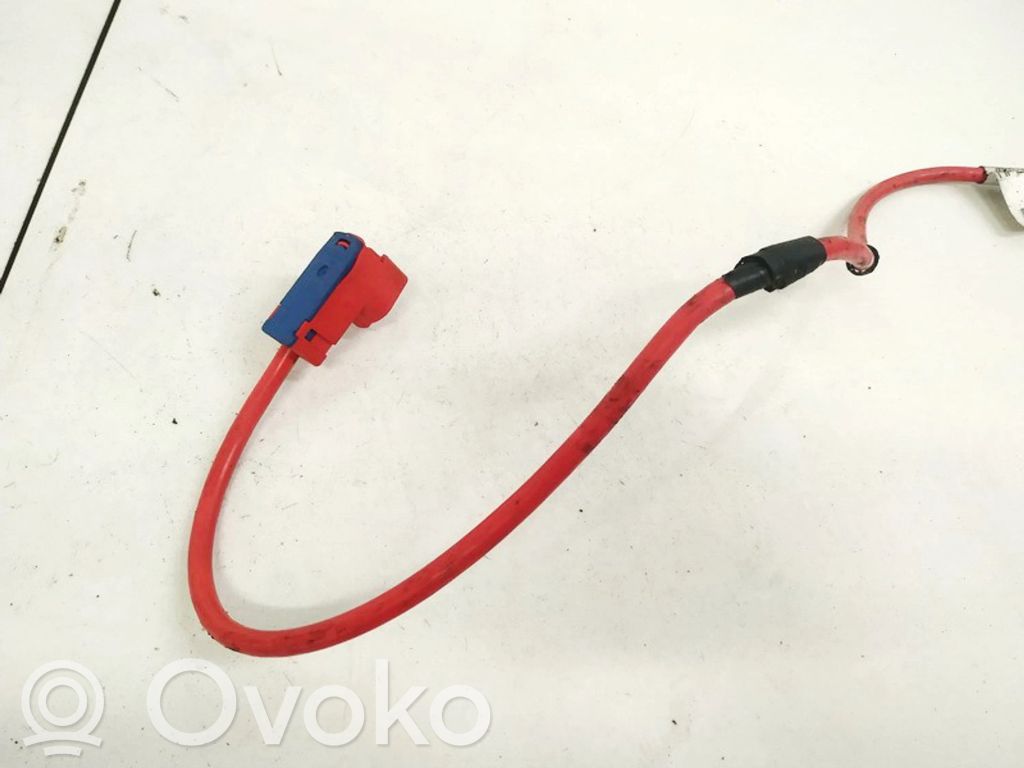Pluskaapeli (akku)   8X2T14B324,8X2T14B324BC,8X2T14B324,8X2T14B324BC