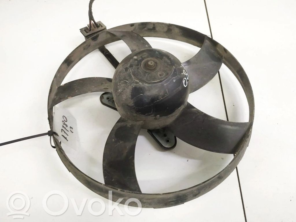 Skoda Fabia Mk2 (5J) Convogliatore ventilatore raffreddamento del radiatore 