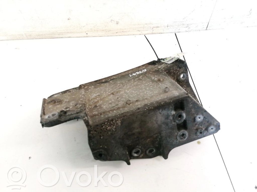 Engine mounting bracket   11252BV000,0623120,0623120,11252BV000