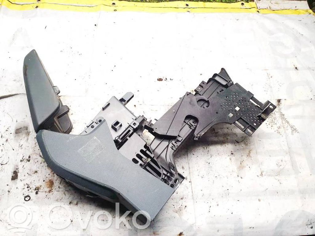 Armrest   AM51E044H60C,AM51R044H60B,AM51R044H60B,AM51E044H60C