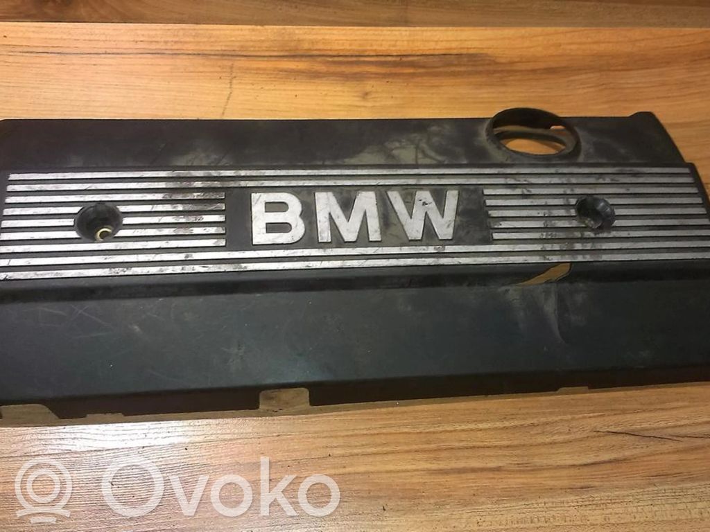 BMW 5 E39 Motorabdeckung 