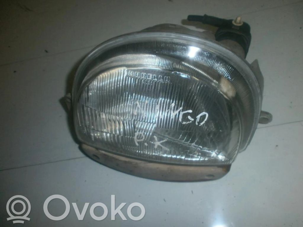 Scheinwerfer   35470748,35470748