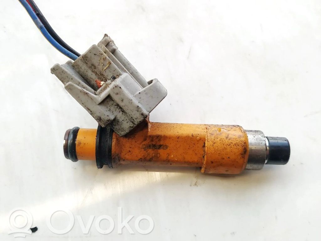 Suzuki Swift I Injector combustibil 