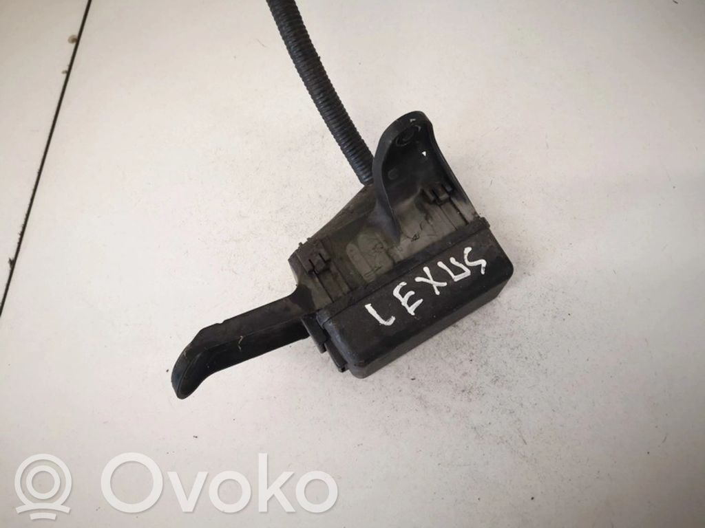 Lexus IS 220D-250-350 Set cutie siguranțe