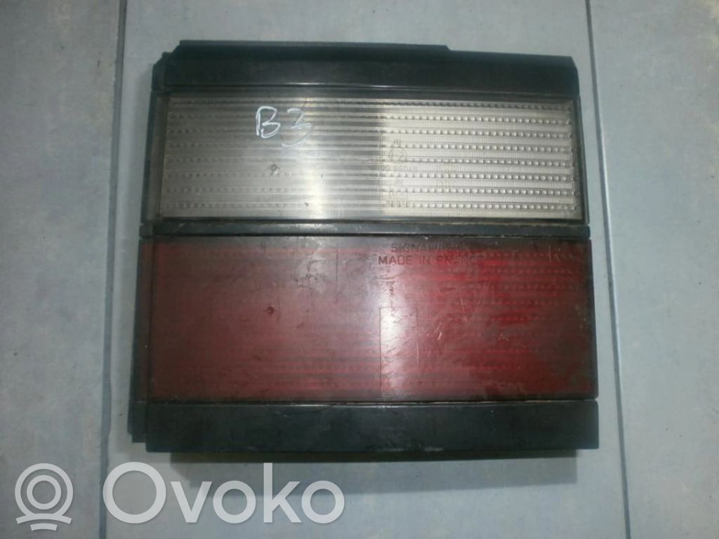 Volkswagen PASSAT B3 Luci posteriori del portellone del bagagliaio 