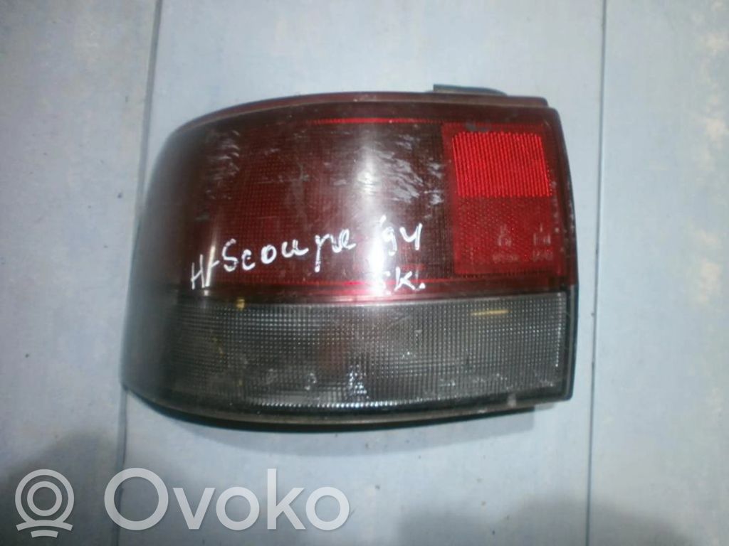 Hyundai Scoupe Luz trasera/de freno 