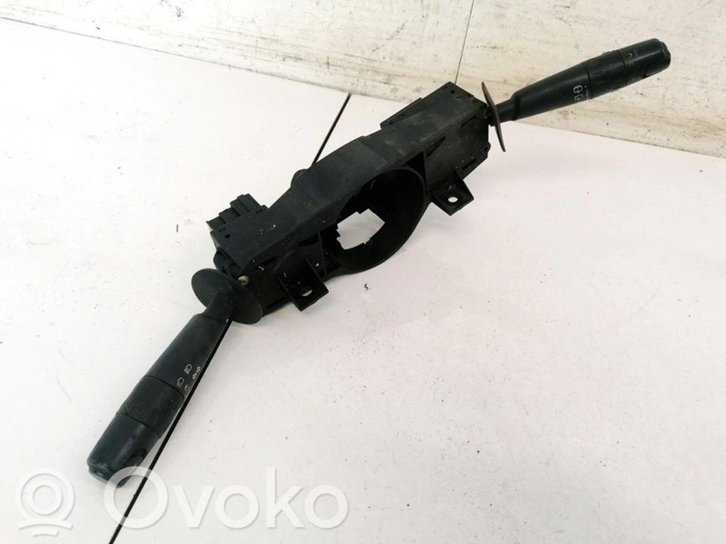 Peugeot 406 Bloc semnalizator și ștergător parbriz 