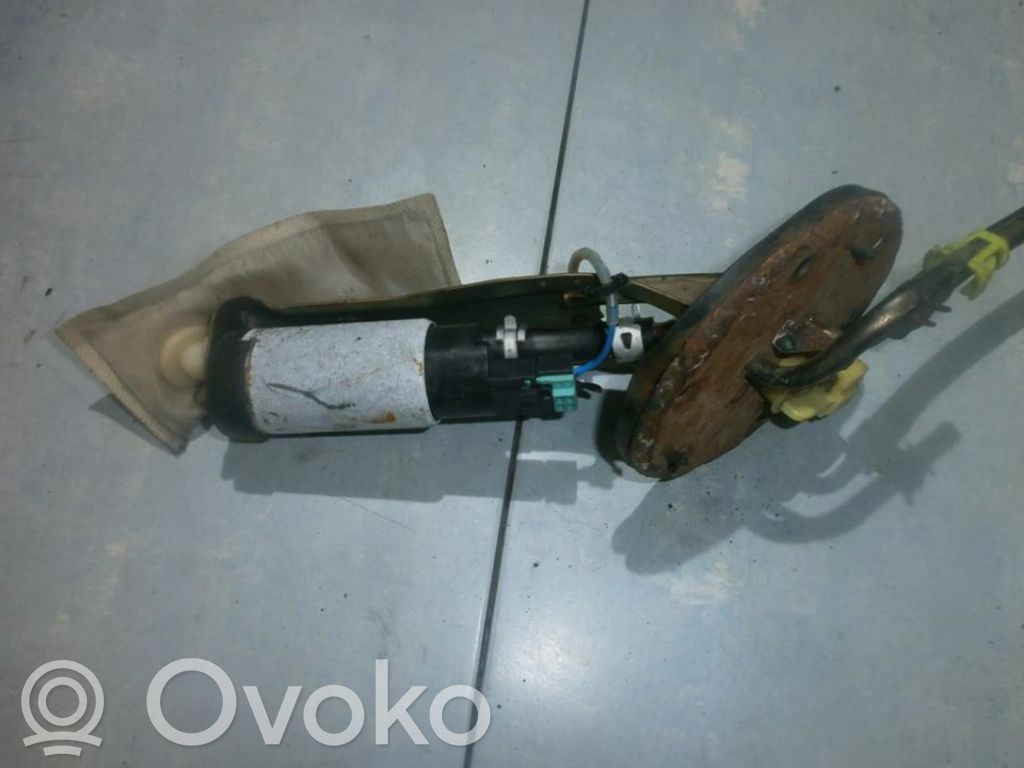 Bomba interna de combustible   1951304050,1951304050