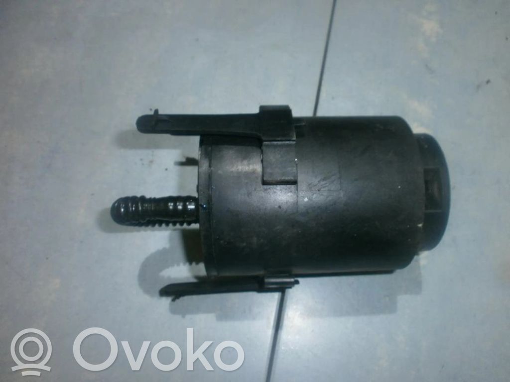 Toyota Avensis T220 Bomba interna de combustible 