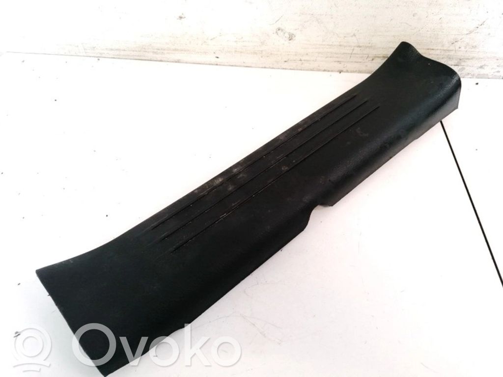 Honda Insight Capac prag spate 