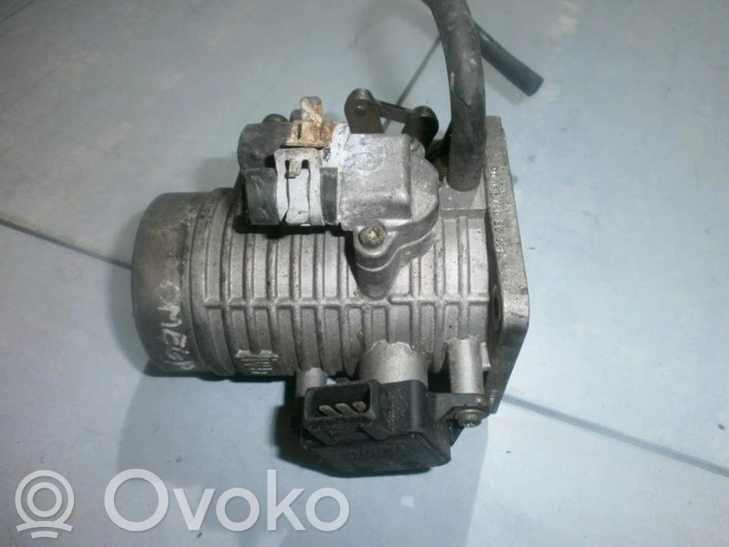 Opel Omega B1 Válvula de mariposa 