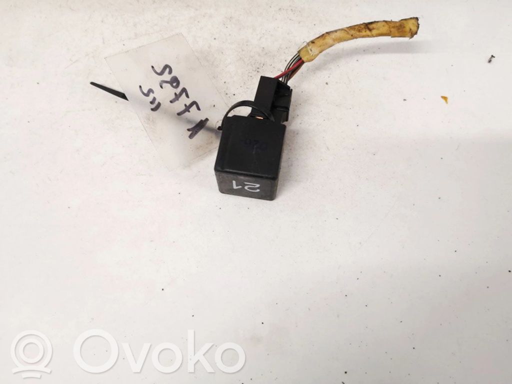 Audi A6 S6 C4 4A Altri relè 