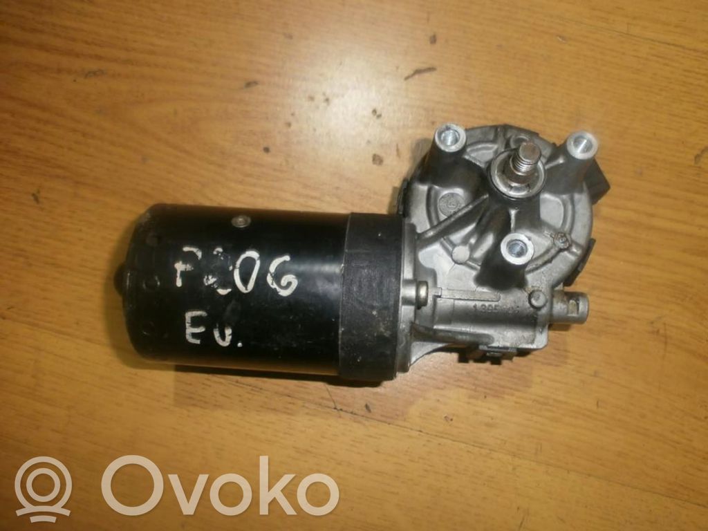 Peugeot 206 Moteur d'essuie-glace 