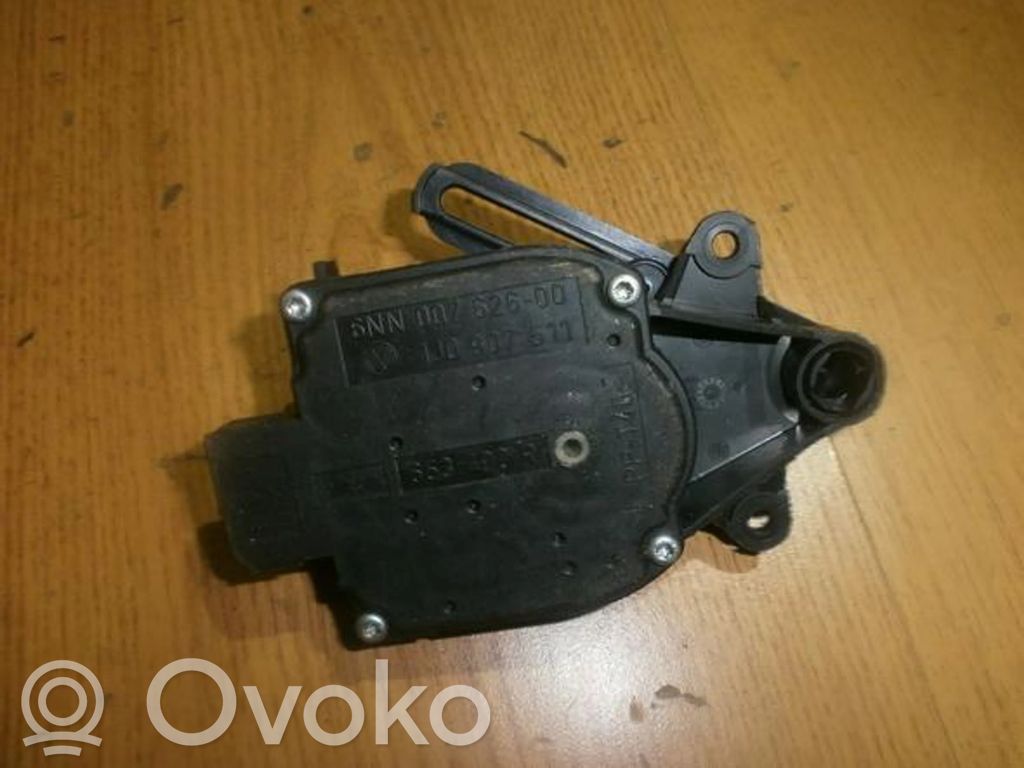 Volkswagen Golf IV Motorino attuatore aria