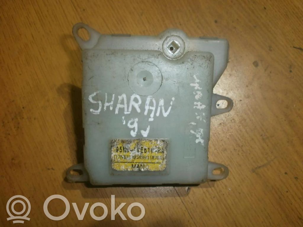 Volkswagen Sharan Moteur / actionneur de volet de climatisation 