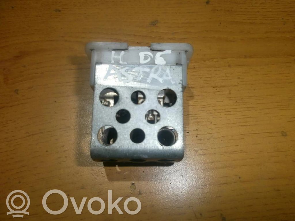Opel Astra H Motor aerotermă/rezistor ventilator 