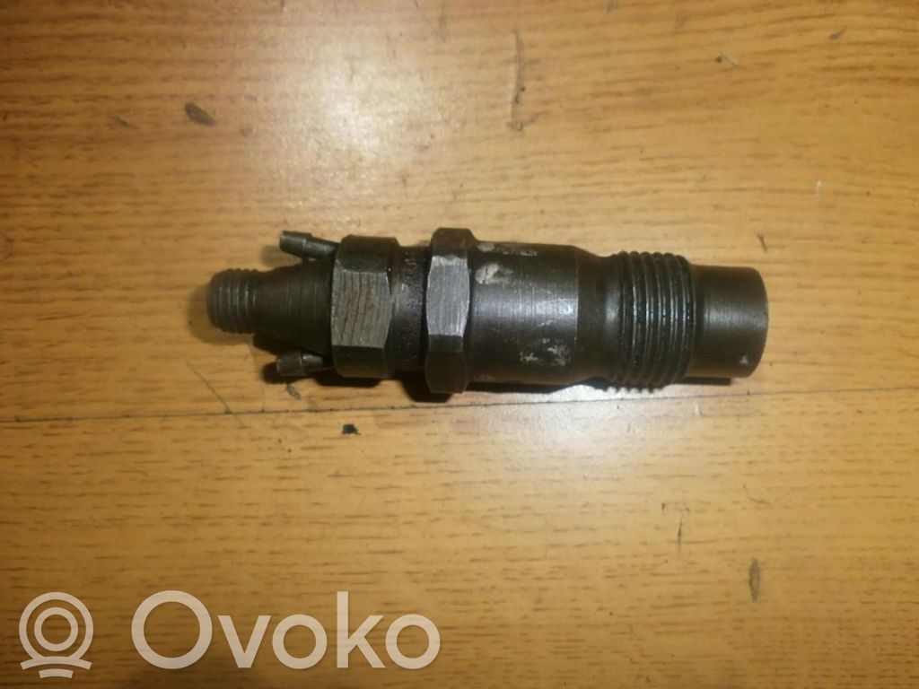 Nissan Primera Inyector de combustible 