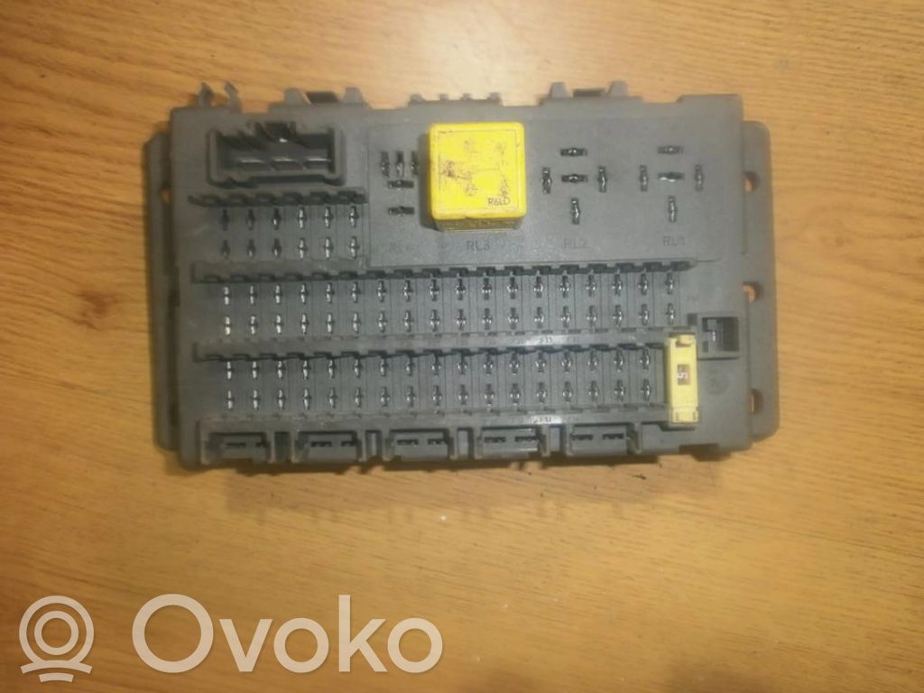 Fuse box set   YQE103138,518174503,518174503,YQE103138