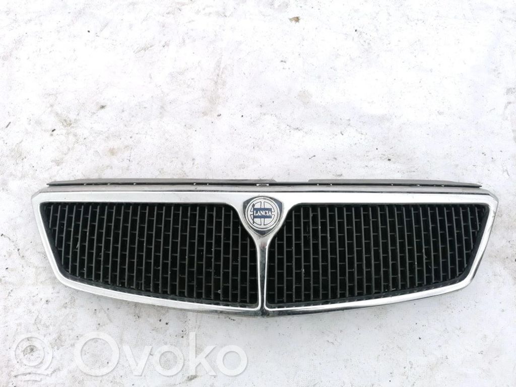Lancia Dedra Etusäleikkö 