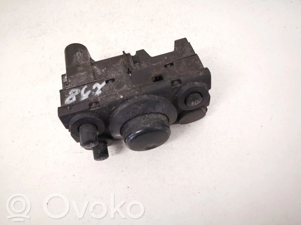 Opel Astra H Interruptor de luz 